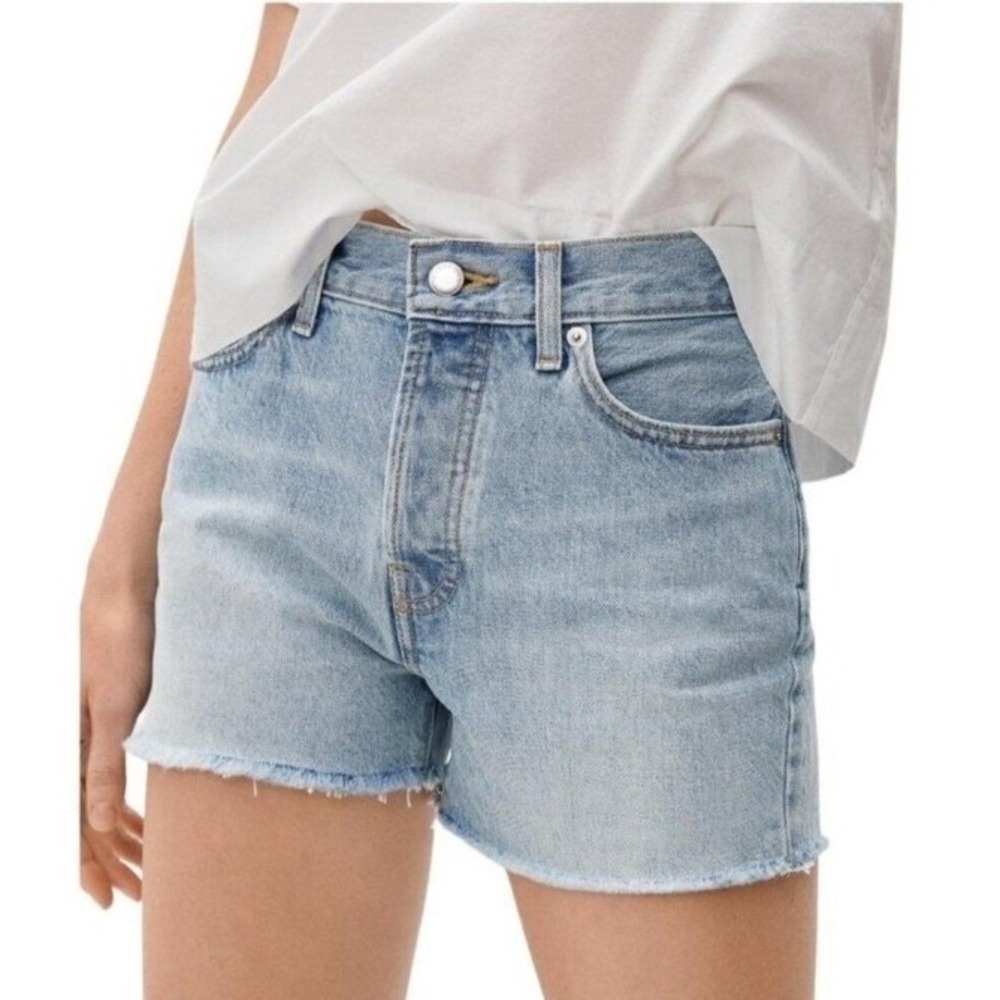 Everlane Relaxed 90s High Rise Short Women 28 Light Blue Button Fly Grunge Denim